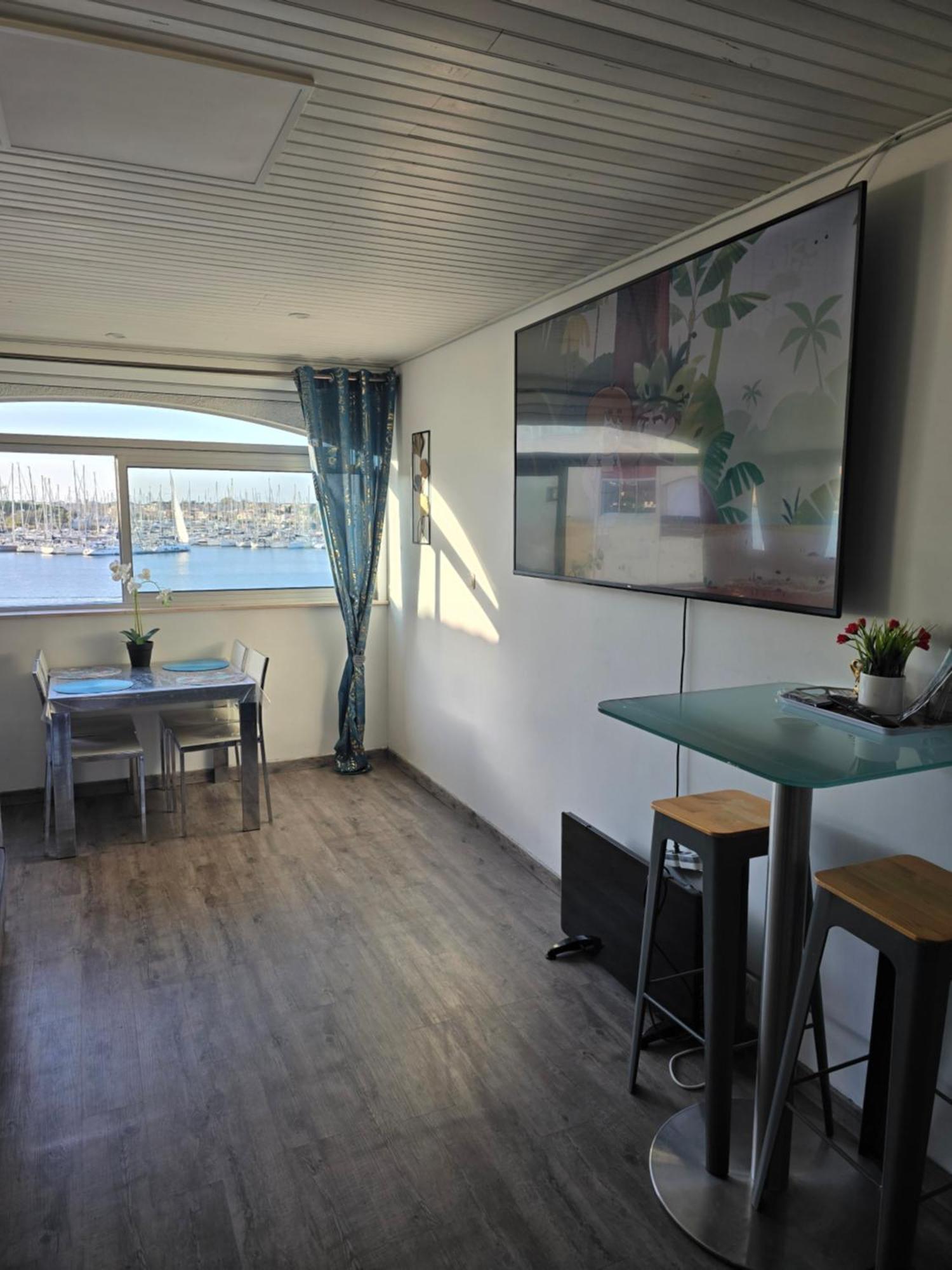 46 Ile Paradise Vue Port Агд Экстерьер фото